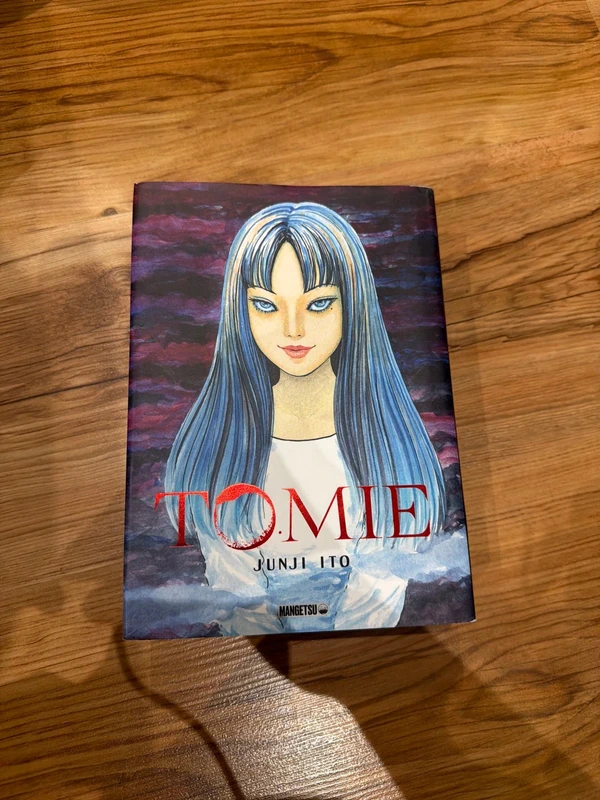 Tomie intégral manga