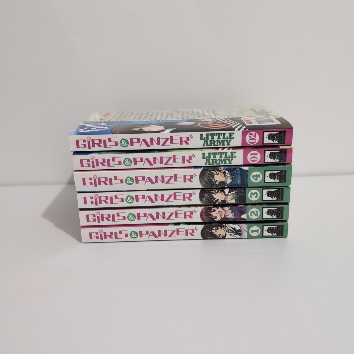 Girls & Panzer Volume 1 to 4 + Little Army Volume 1 + 2 English