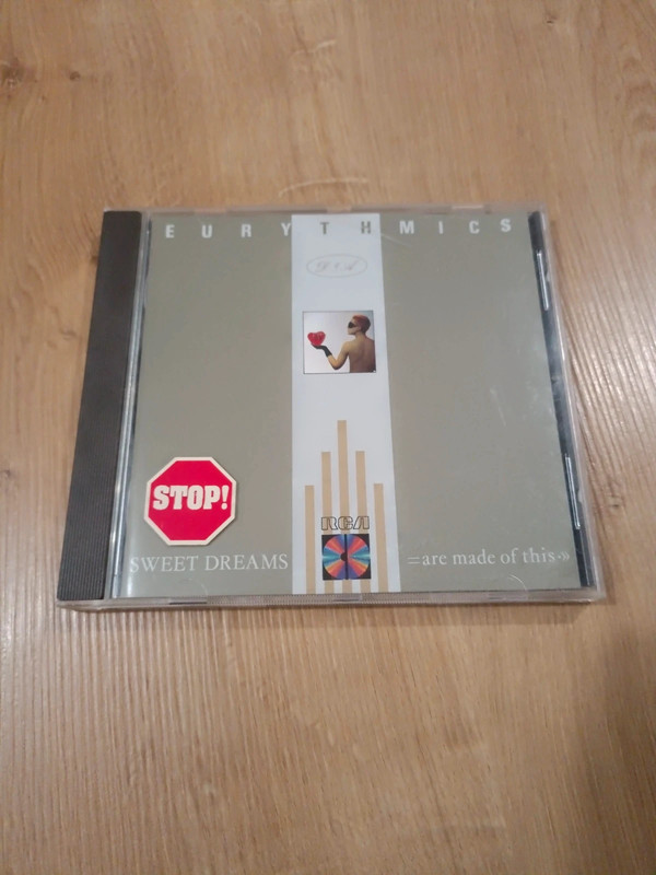 Eurythmics - Sweet dreams (are made of this)
