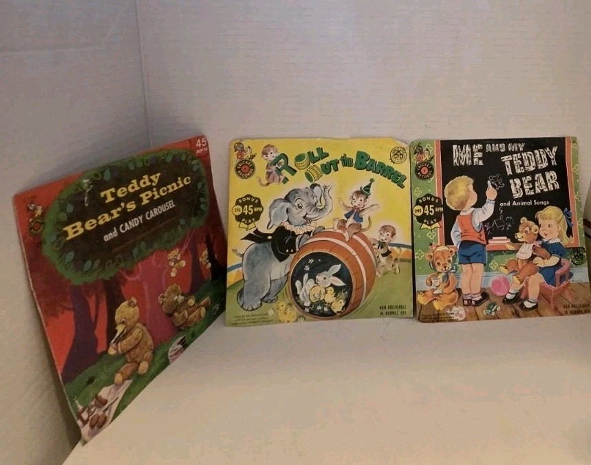 VTG 45 RPM Childrens' Records Set Of 3 MCM  with Covers 1950s and 1960s