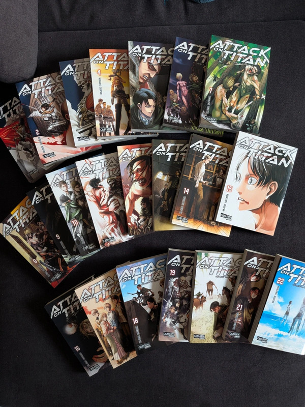 Attack on Titan Manga 1-22 Hajime Isayama