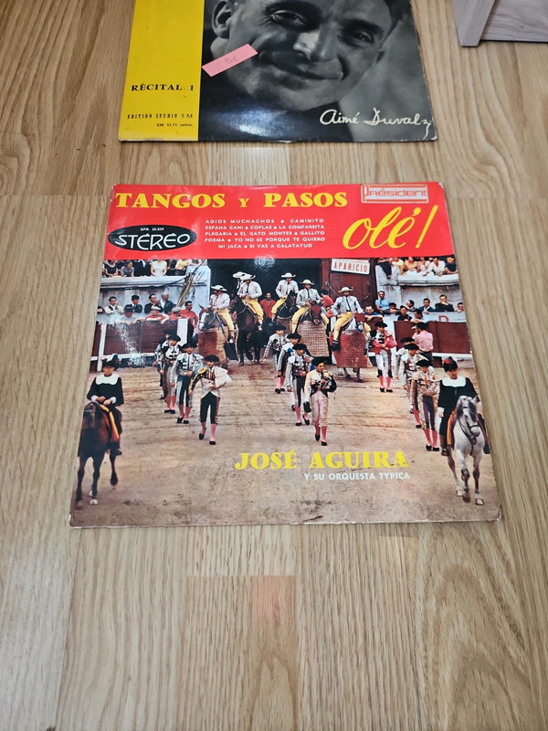 Vinyle de José aguira