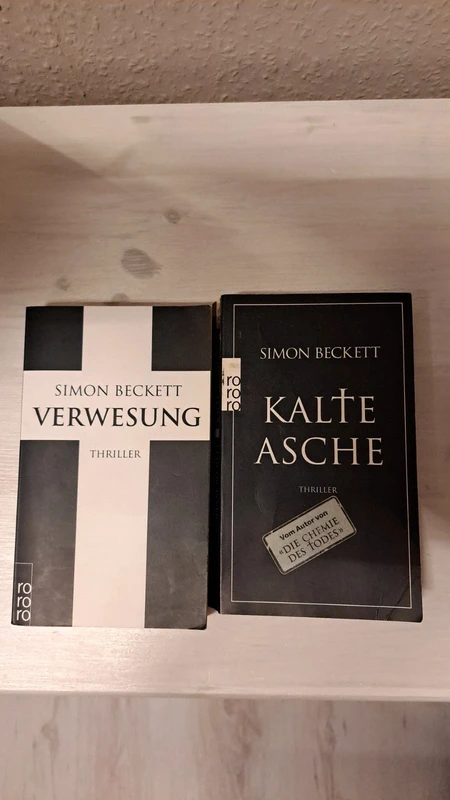 2 Bücher von Simon Beckett