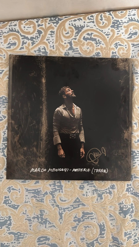 Vinile Marco Mengoni - materia (terra) Autografato