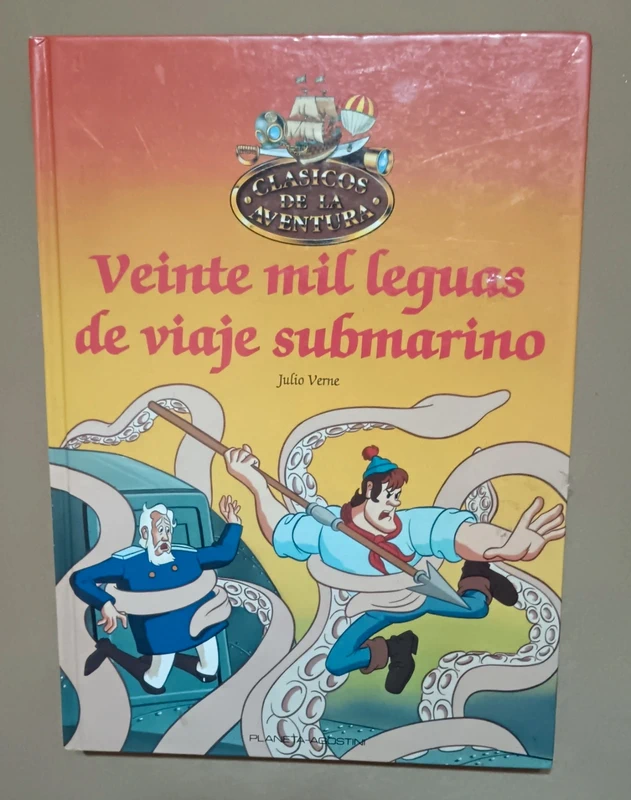 Cómic - Veinte mil legua de viaje submarino - Julio Verne