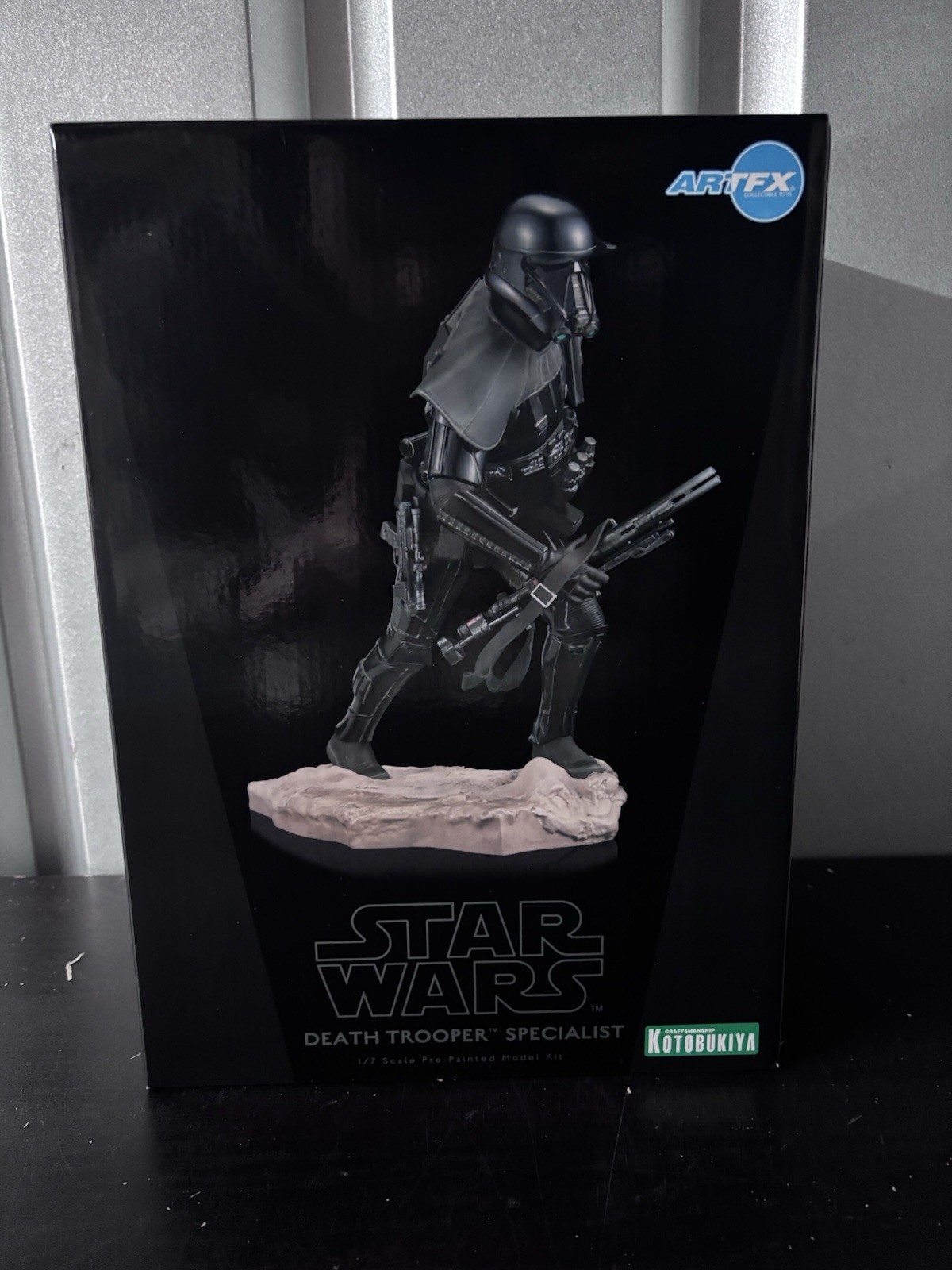 Kotobukiya Star Wars Death Trooper Specialist kit modellino preverniciato scala 1/7