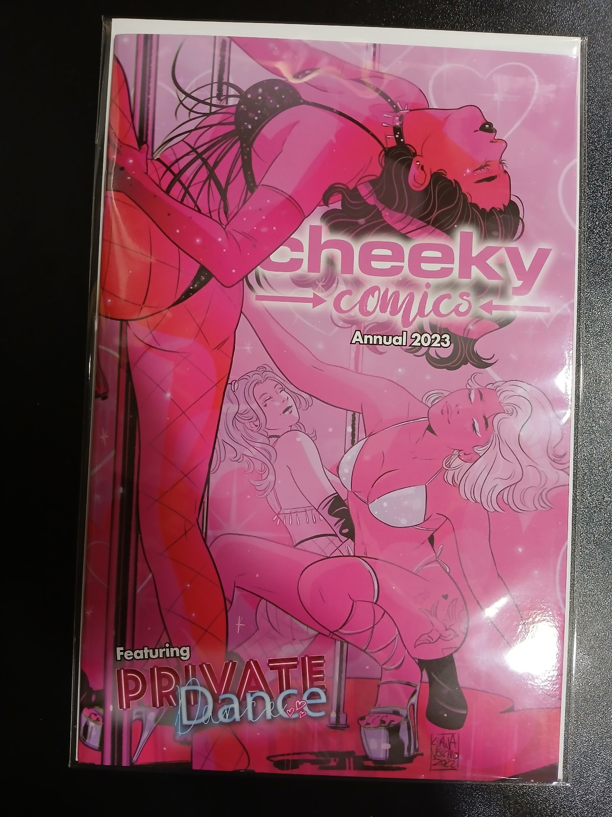 Cheeky Comics Annuale 2023 #1 Copertina B Luana Vecchio Variante Danza Privata