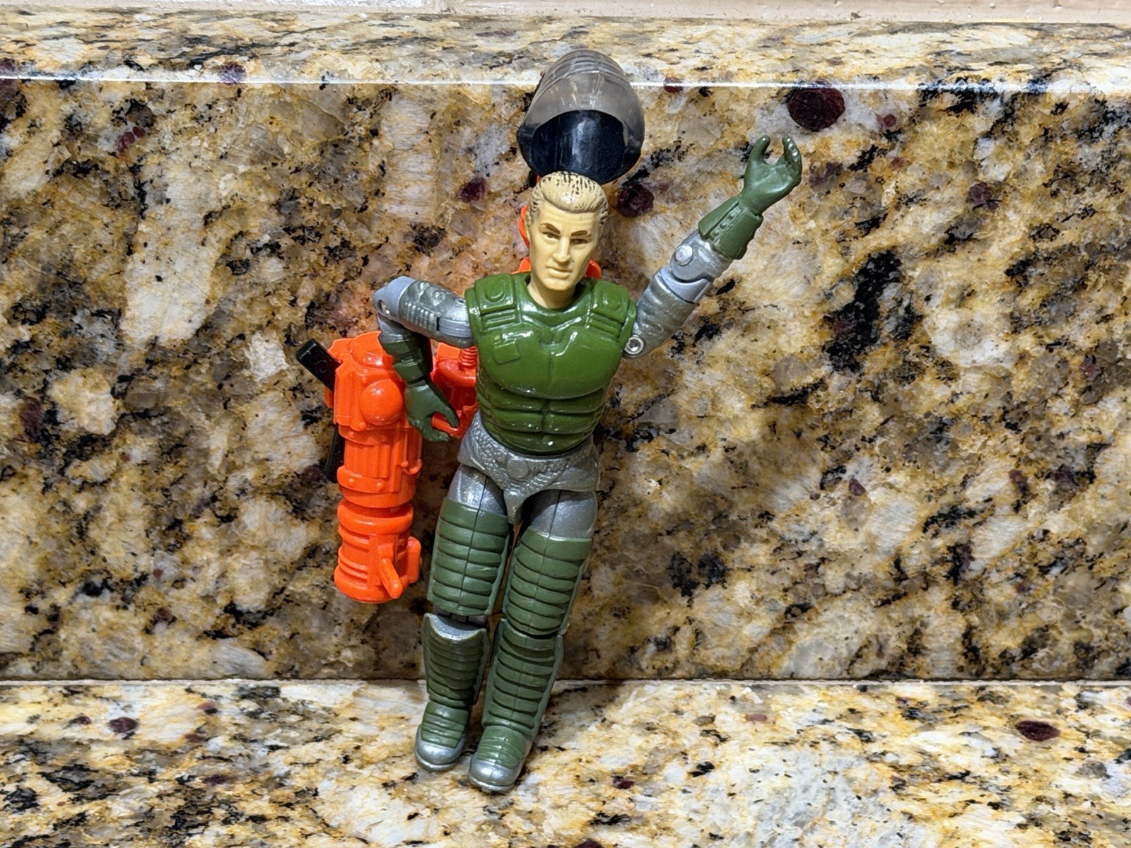 VINTAGE 1994 BRIGATA SPAZIALE DUCA CON elmetto e pezzo posteriore