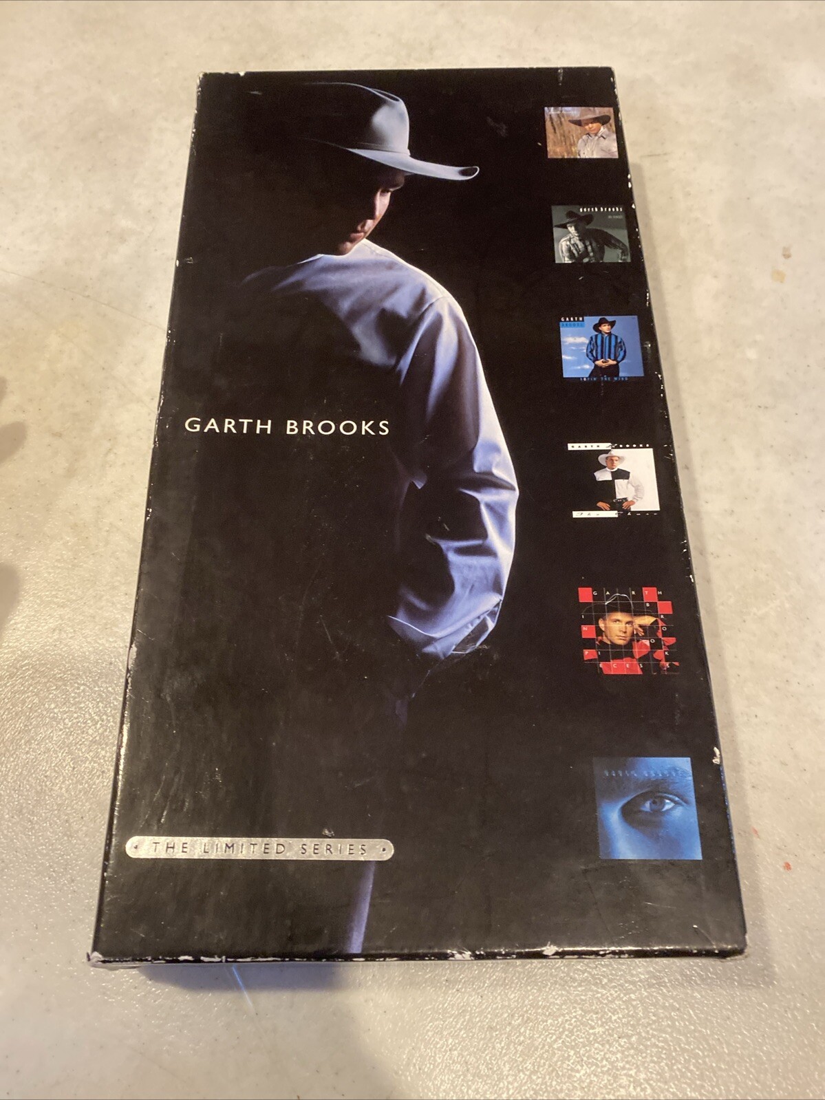 Garth Brooks : The Limited Series Box Set 6 CD 💿 Complete With Lyrics Booklet 