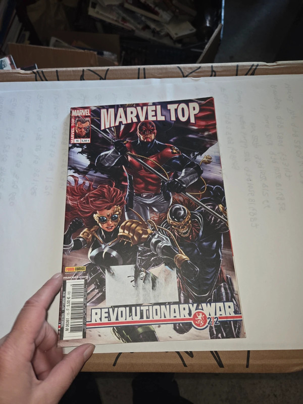 Marvel top