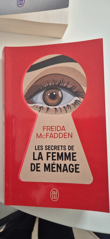 Les secrets de la femme de ménage