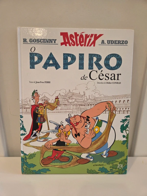 Asterix Papiro de César