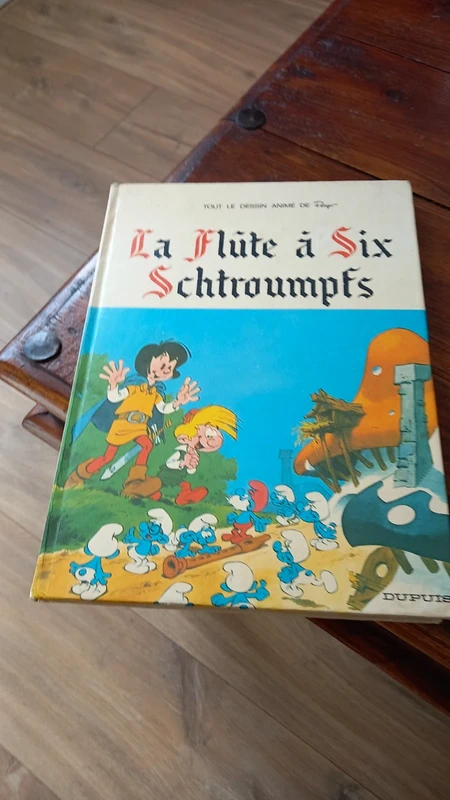 bd la flûte a six schtroumpfs