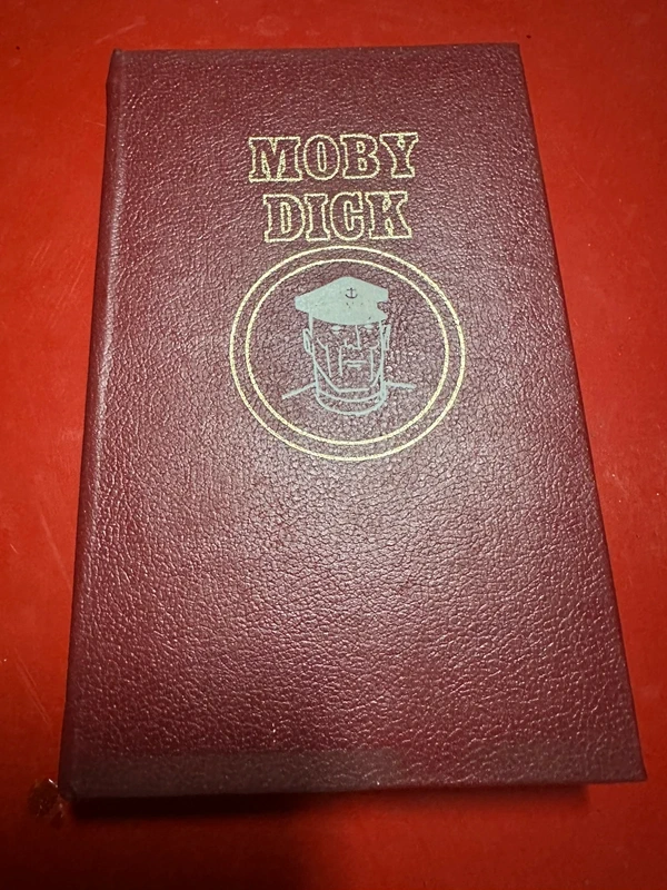 Livro Moby Dick – Herman Melville (Edição Especial Amigos do Livro / Ferni)