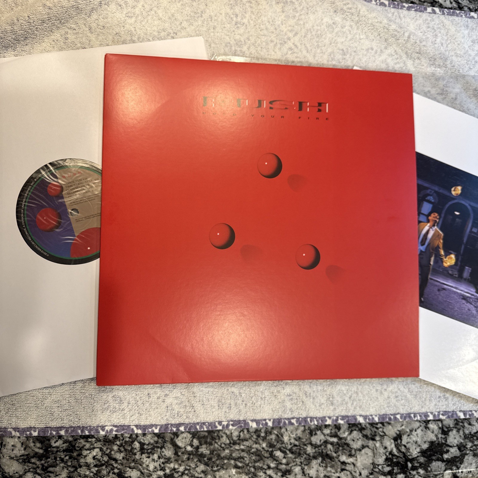 RUSH HOLD YOUR FIRE 2015 VINYL Mercury Perfect Cond. Opened Never Played