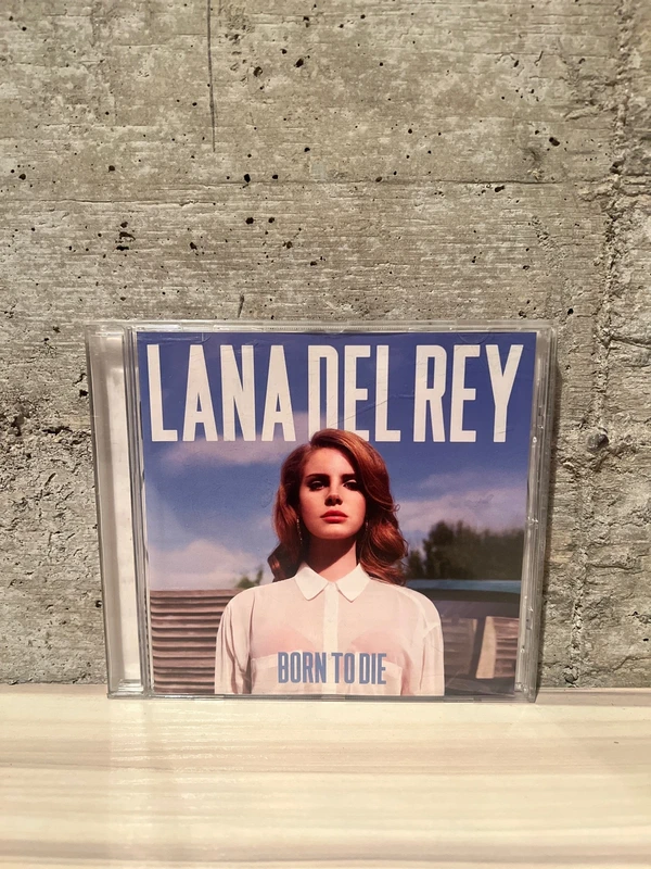 Cd lana del rey Born to Die