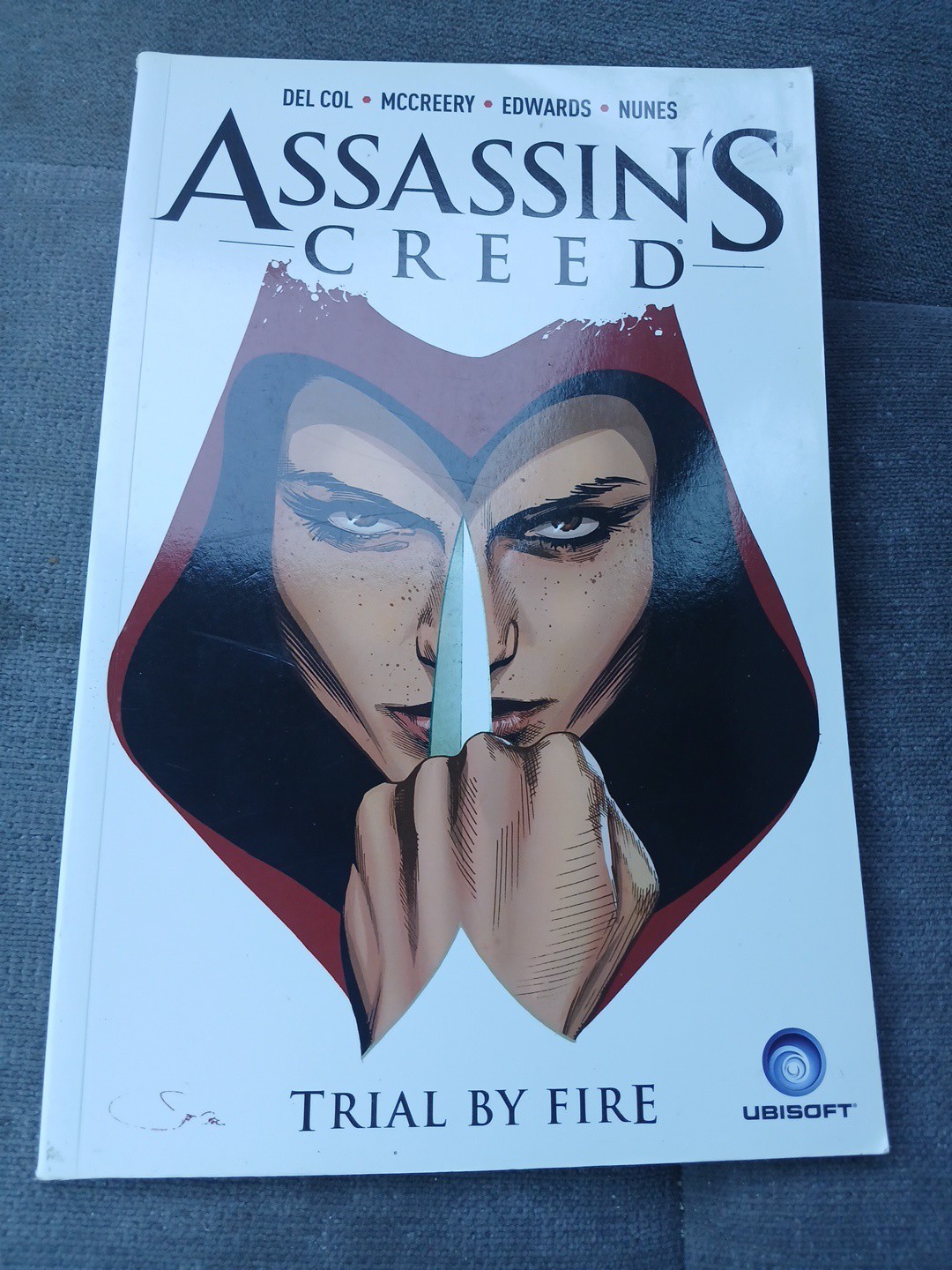 Assassin's Creed Vol. 1: Trial by Fire di Anthony Del Col (2016, Titan TPB)