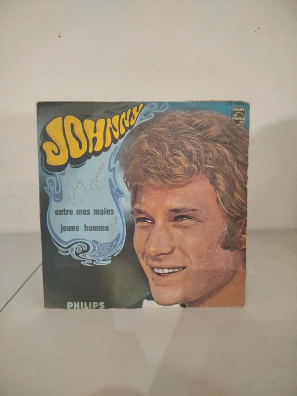 Johnny Hallyday – Entre mes mains Jeune homme – 45T Espagne Philips 1968