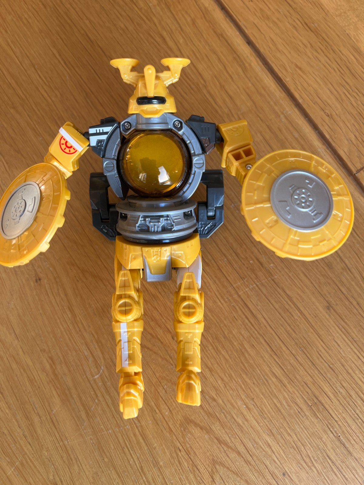 Power Ranger Cosmic Fury Kyuranger giapponese Megazord Gold Shield zord vendita Regno Unito
