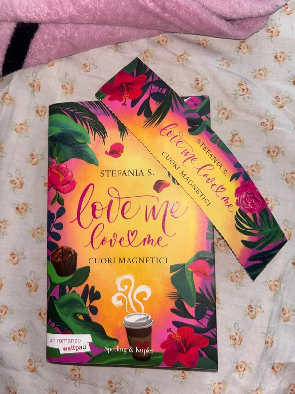 Love Me Love Me 1 - Con segnalibro