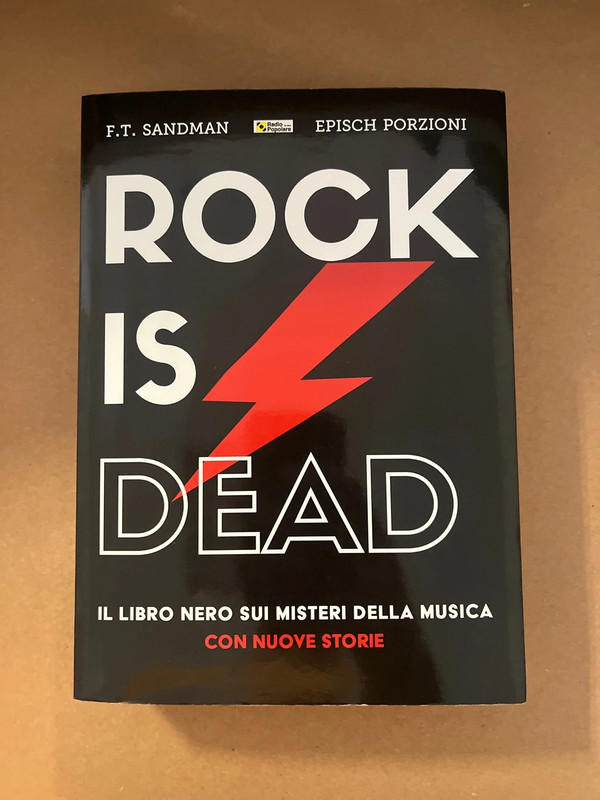 Rock is dead, F.T. Sandman - Episch Porzioni