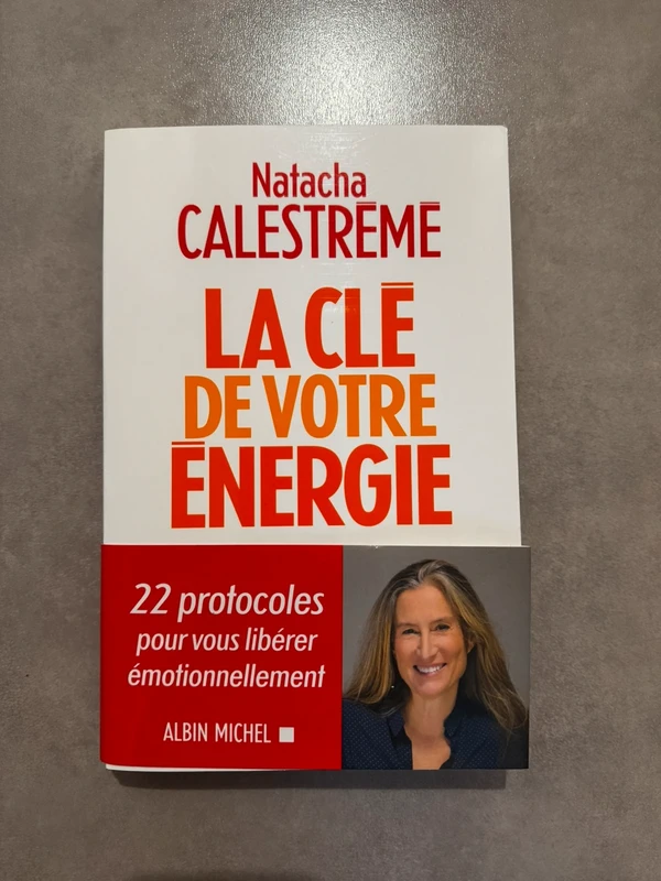Livre neuf Natacha Calestrémé
