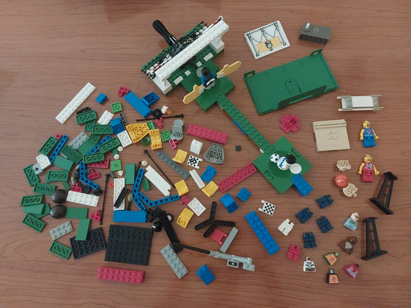 Despiece Lego sports