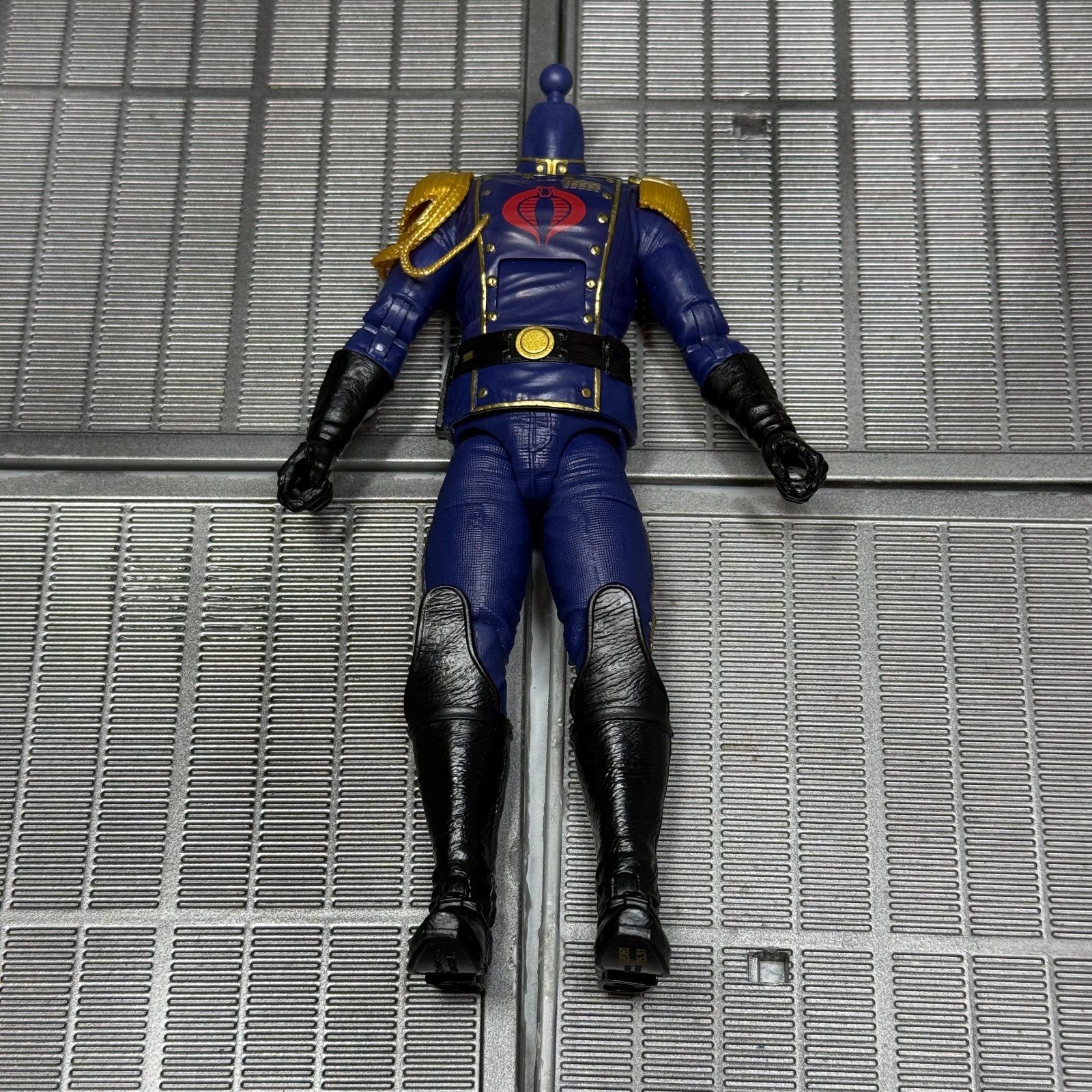 GI Joe Classified 6" #221 Cobra Commander Vestito Uniforme e Trono Body Fodder