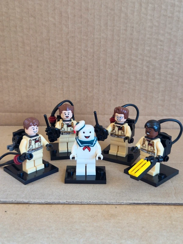 Ghostbusters + Stay Puft 5 minifigure style Lego compatible