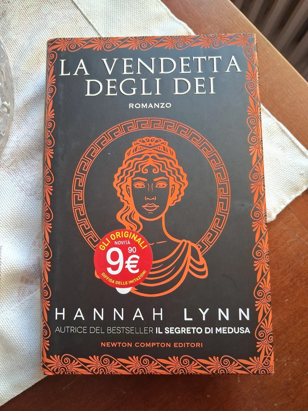 "La vendetta degli dei" di Hannah Lynn