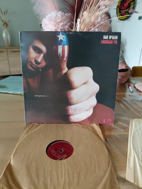 LP van Don m cLean
