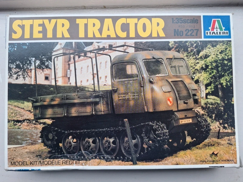 Steyr tractor (RSO/01) Raupenschlepper Ost - Italeri 1/35