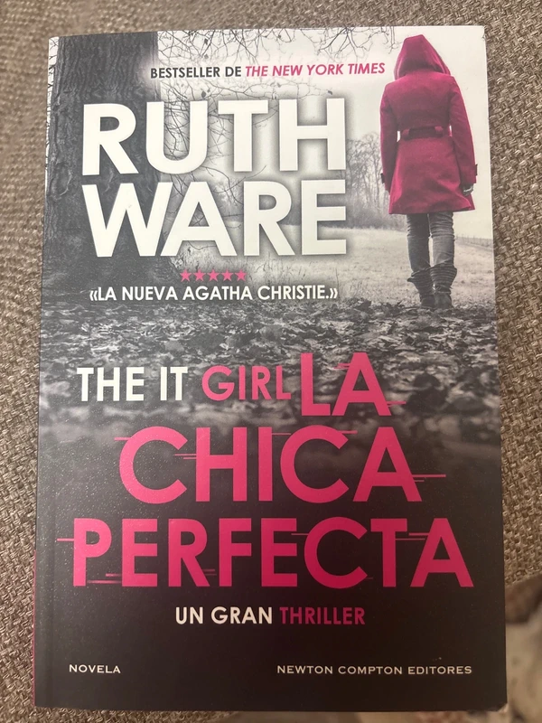 Libro, edición, tapa blanda, la chica perfecta categoría Thriller,