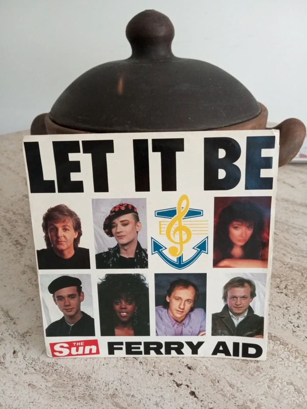 Vinyle 45 tours Ferry Aid