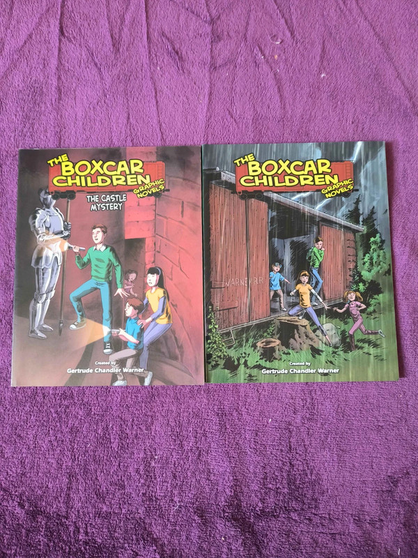 Lot de 2 livres/BD anglais enfant the Boxcar Children (English Children Book) Graphic Novels