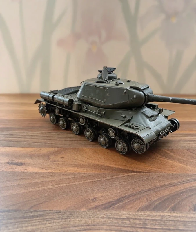 Maquette Tamiya Russian Heavy Tank JS-2 1/35