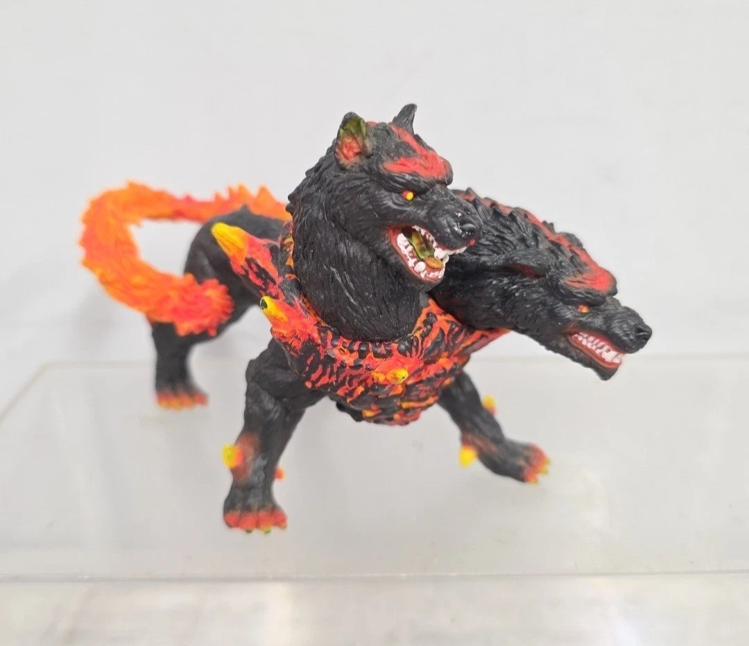 Schleich 2017 Hellhound Cerberus 2 teste di fuoco lava cane segugio mostro figura giocattolo