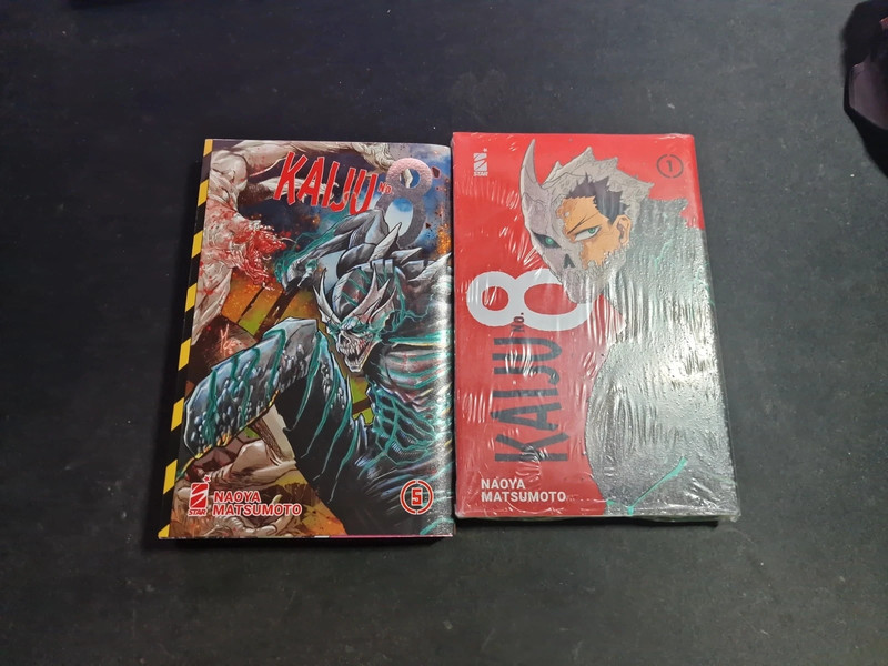 Kaiju no.8 variant , lotto di 2