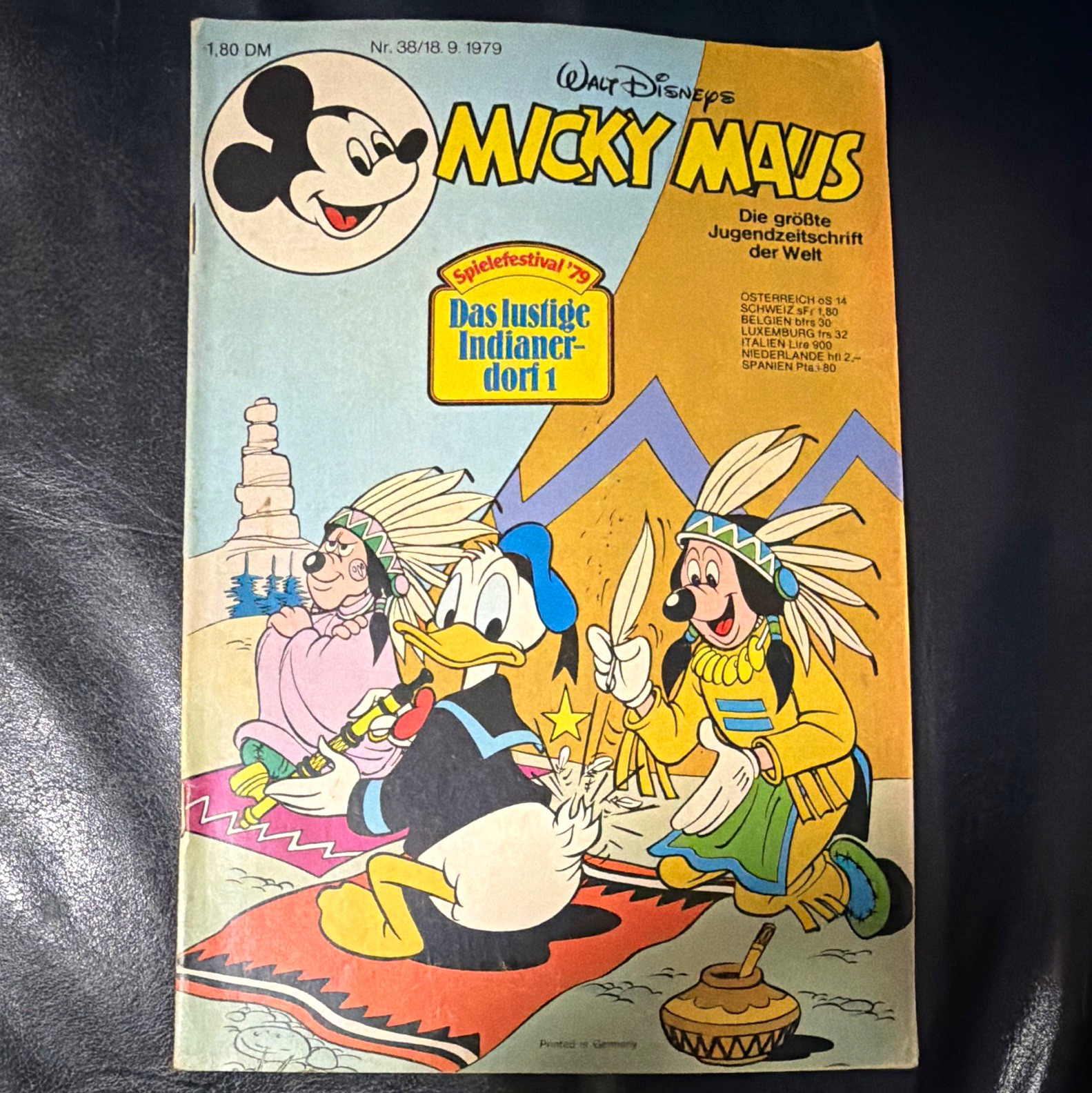 Walt Disney Topolino n.38 (18/09/1979) Quaderno - Il divertente villaggio indiano 1