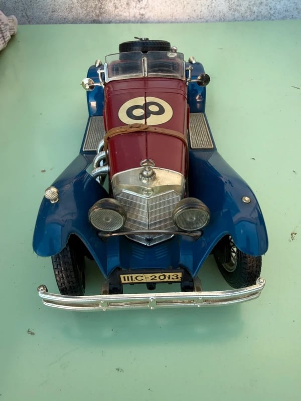 Modellino Mercedes-Benz SSK 1928 1:18 die-cast - bburago- made in Italy
