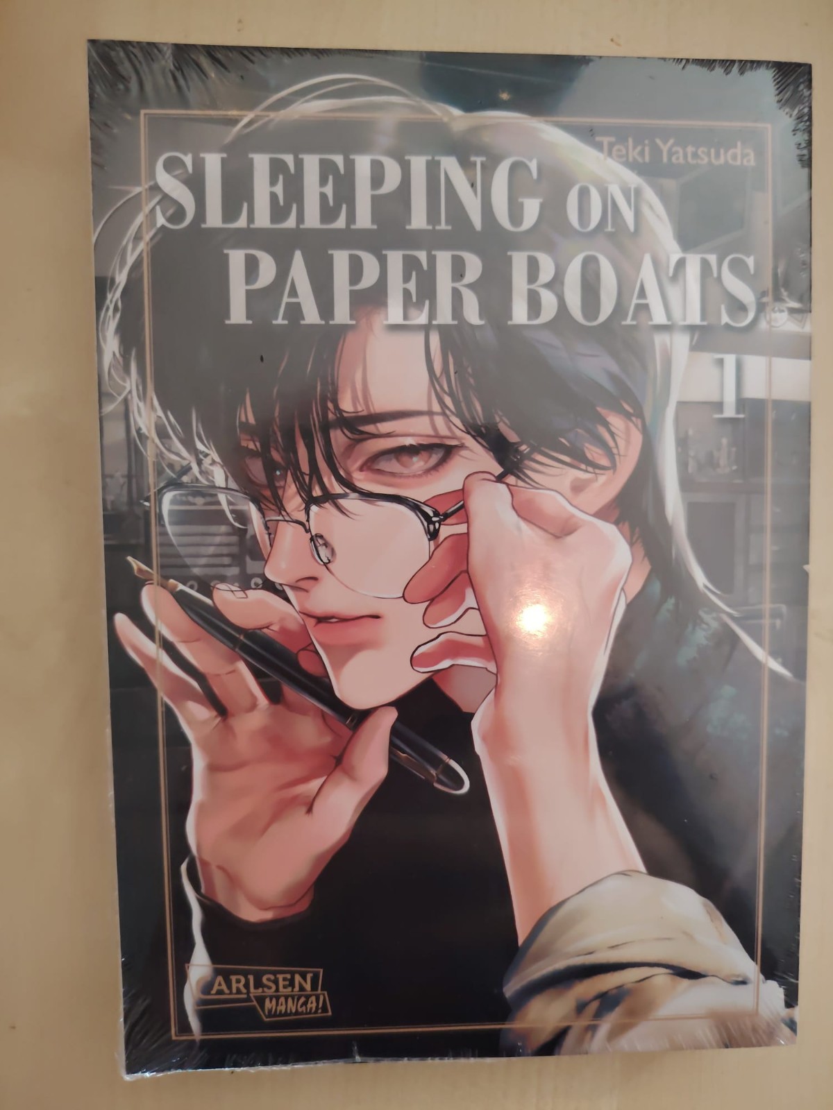 Sleeping on paper boats Band 1 di Teki Yatsuda Manga BL Boyslove Yaoi