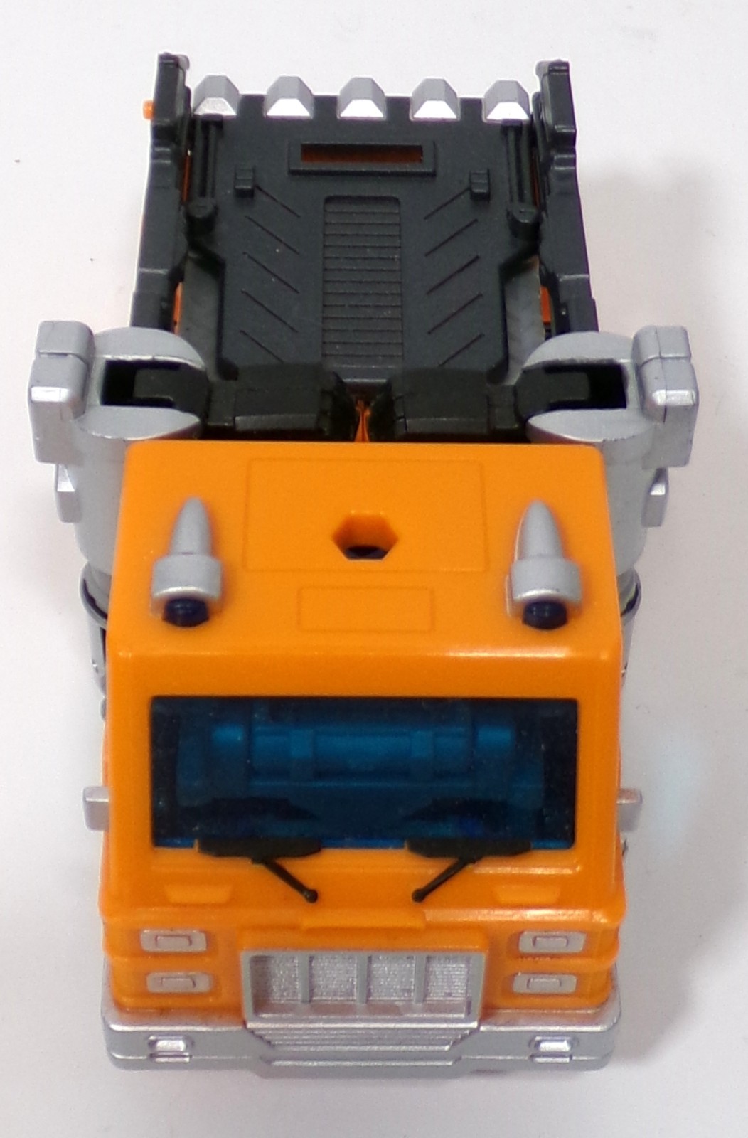 Hasbro Transformers Kingdom Deluce WFC-K16 Action Figure Huffer 2021 Completo