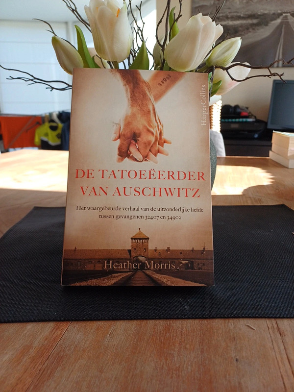 Waargebeurd verhaal; De tatoeëerder van Auschwitz