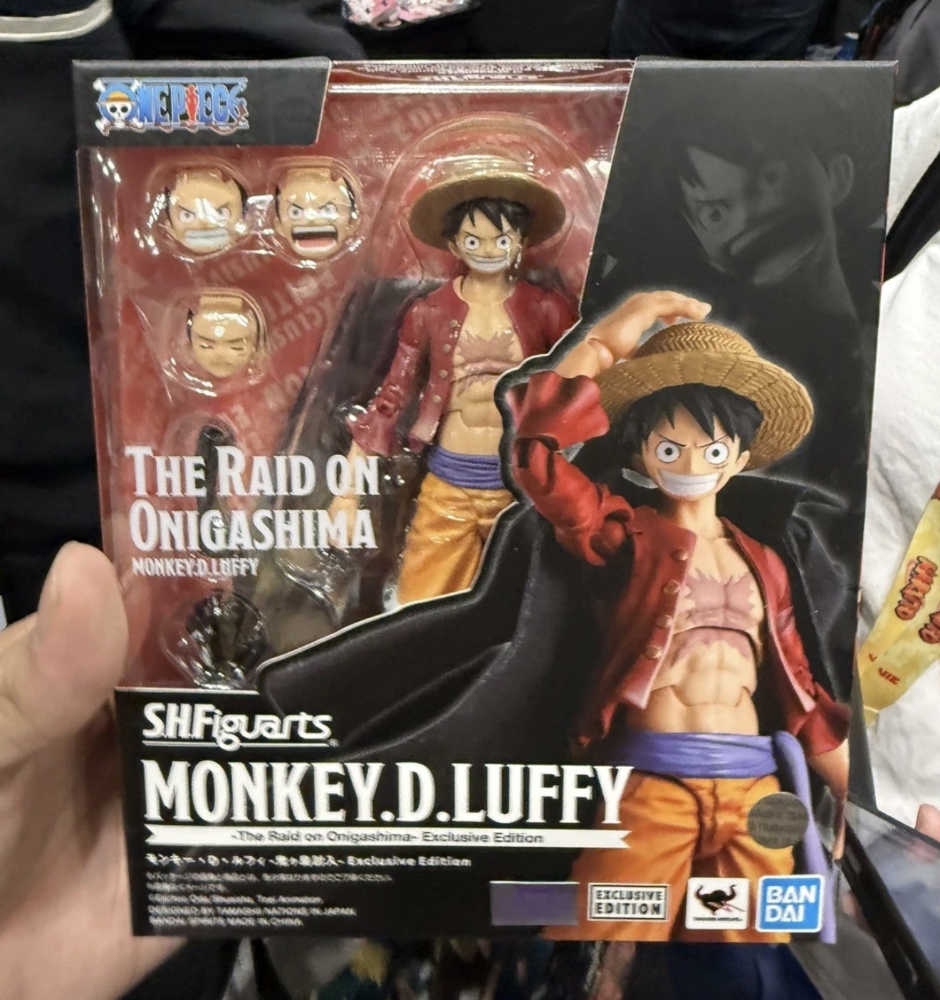 NYCC 2026 S.H. Figuarts MONKEY.D.LUFFY THE RAID ON ONIGASHIMA EDITION IN HAND!