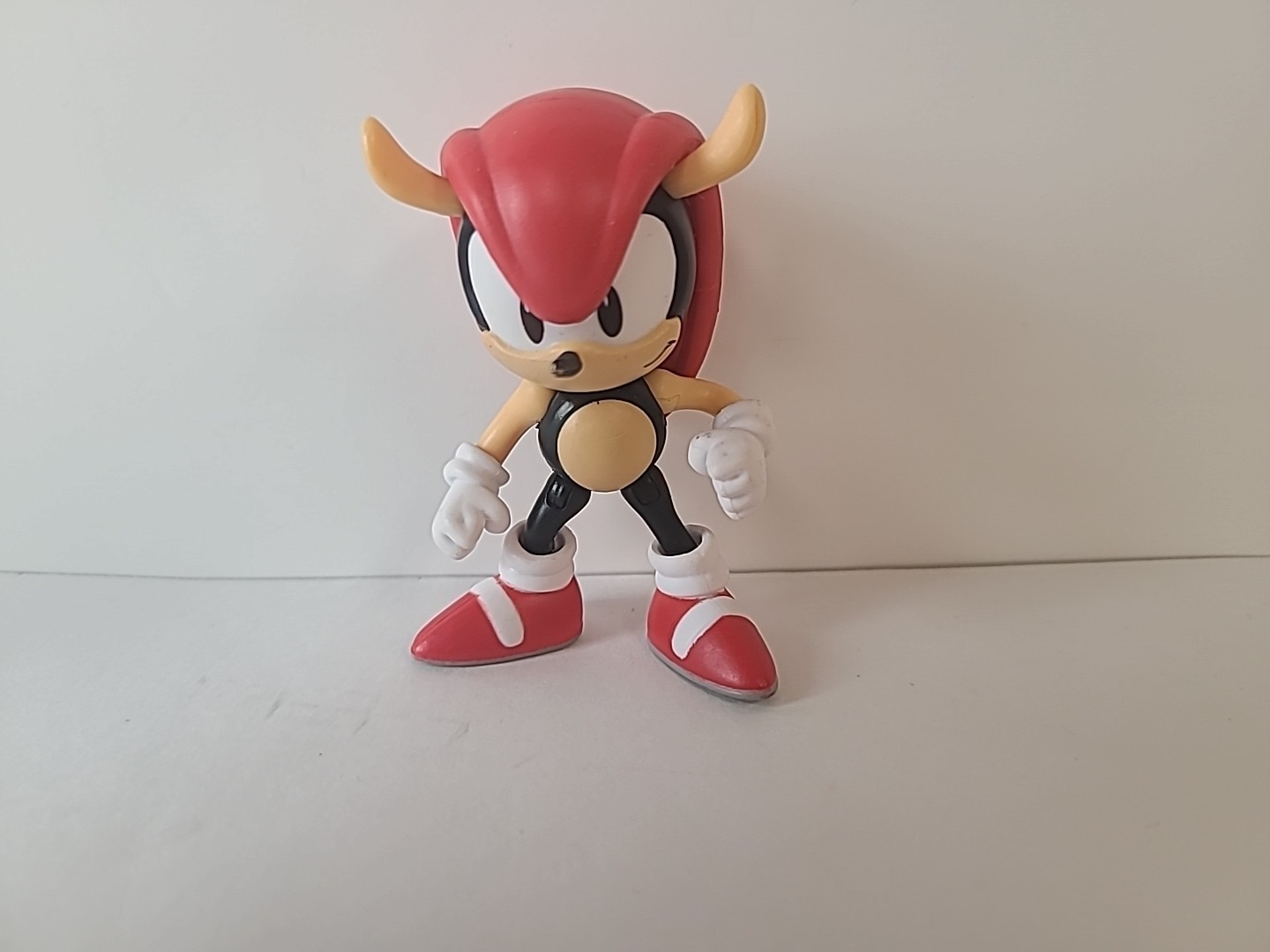 Modellino giocattolo Sonic The Hedgehog Classic Mighty The Armadillo Jakks Pacific 2,5"
