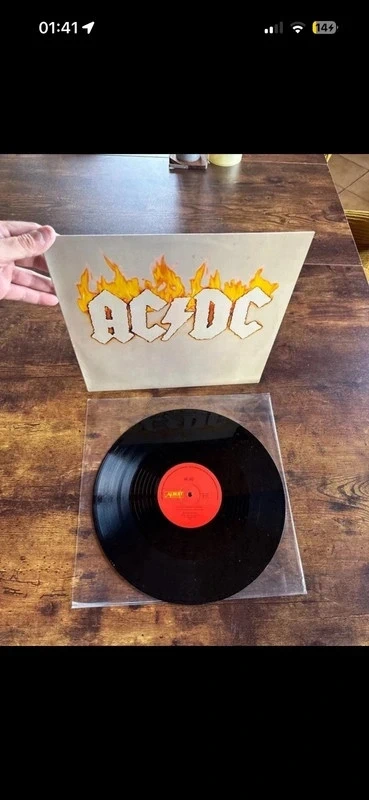AC/DC cold hearted man 1981 australien