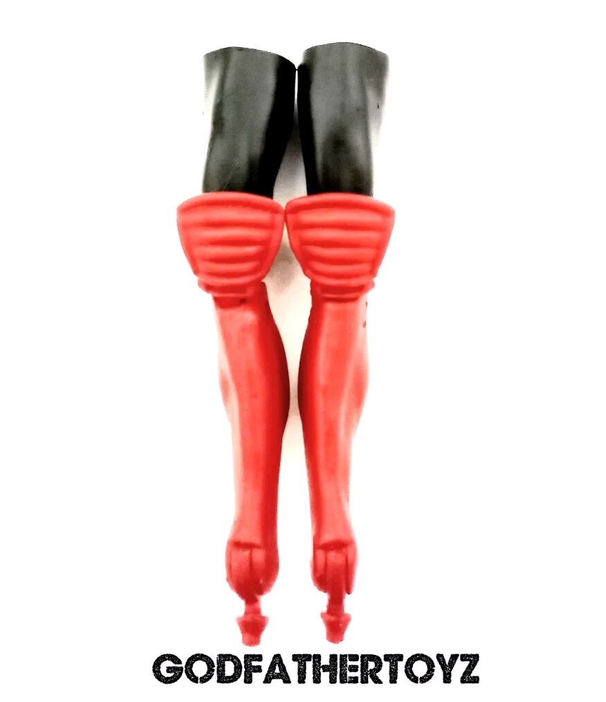 MARVEL LEGENDS FEMALE LEGS KNEE PADS ONLY CUSTOM FODDER 