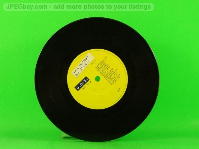 OMD TESLA GIRLS (PLAIN SLEEVE) (137) 7" VIRGIN
