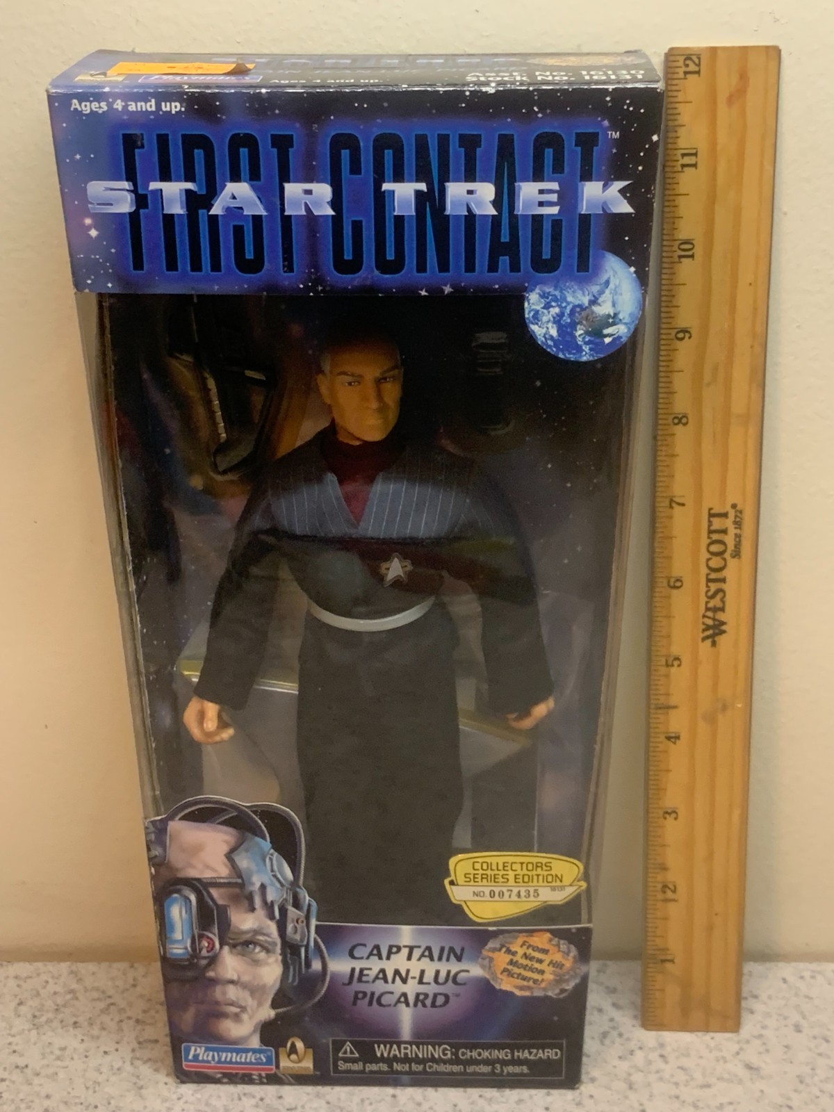 1994 Playmates STAR TREK 9" Figure Captain Jean-Luc Picard Patrick Stewart NRFP
