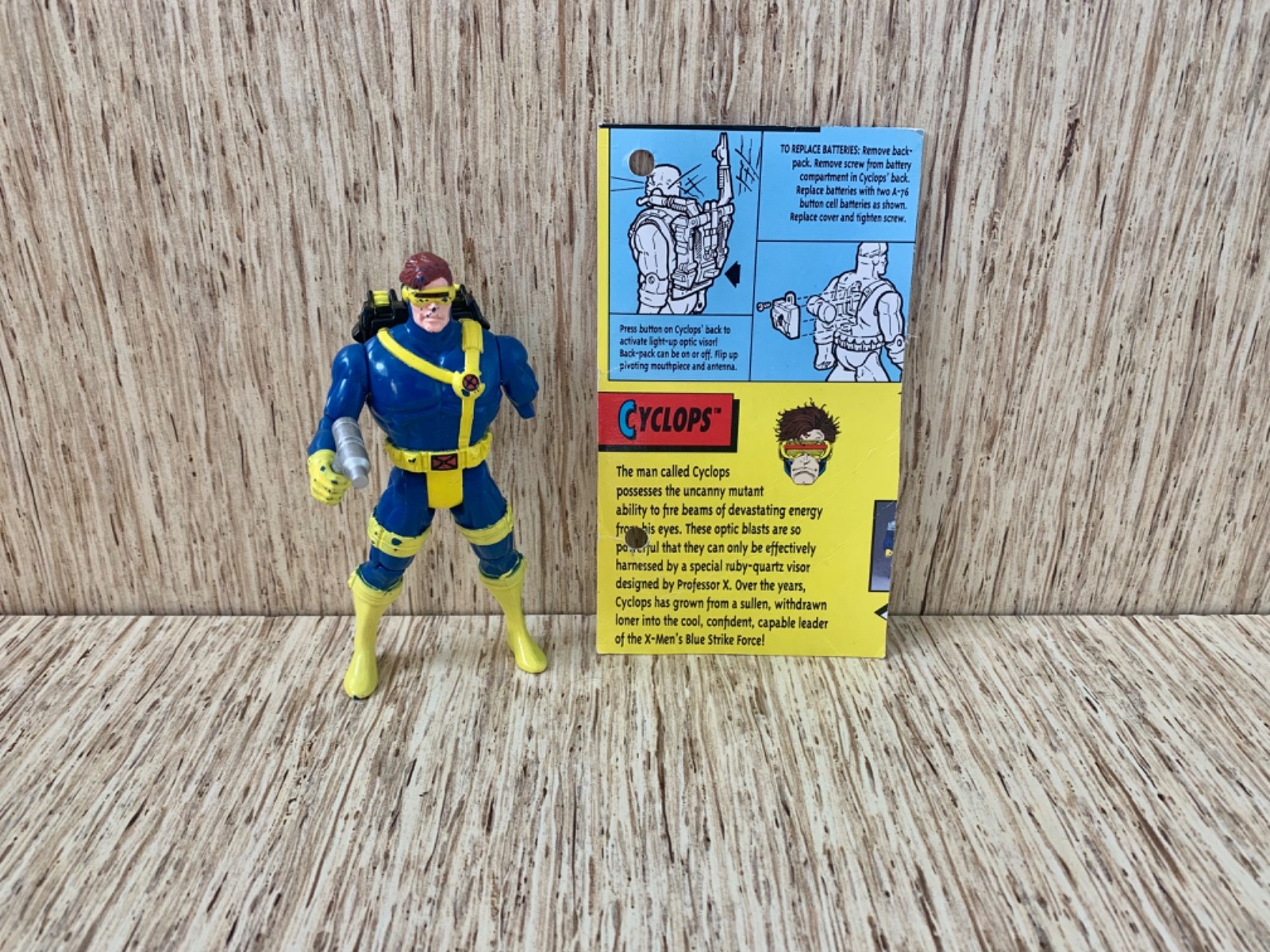 Vintage 1994 Marvel Comics Mutant Super Heroes X-Men Cyclops Toy Action Figure